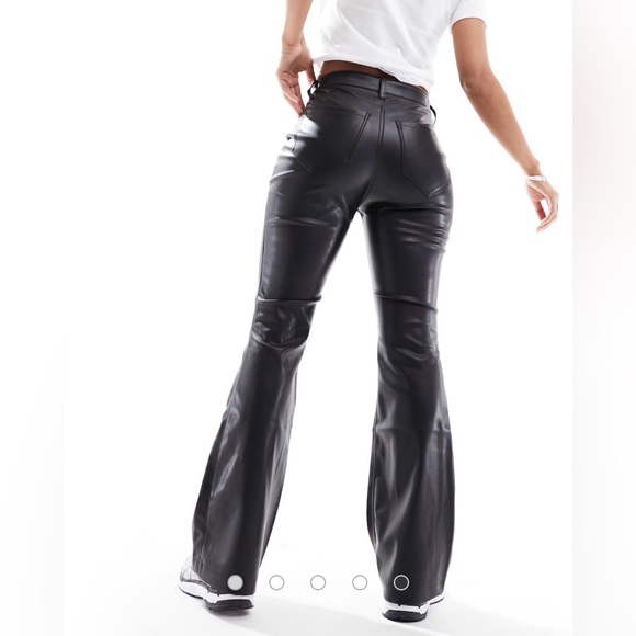 Hollister Black Faux Leather High Rise Flare Pants size 25 1R - Picture 2 of 12